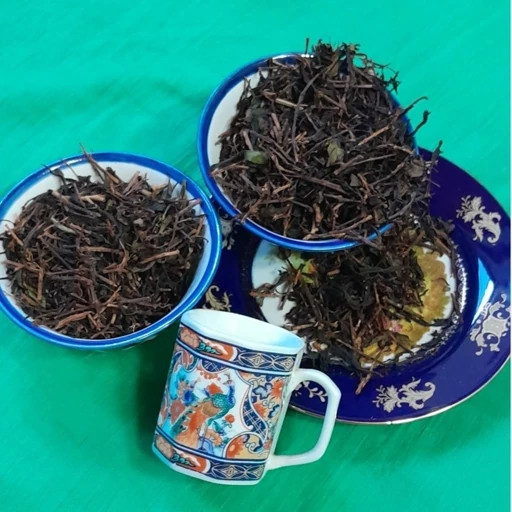 چای قلم و ساقه بهاره،برداشت هفته اول اردیبهشت،ارسال رایگان